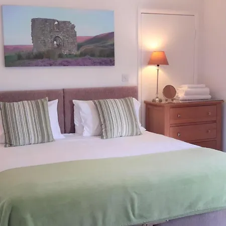 Ashfield Garden Studio Room, Lockton *
