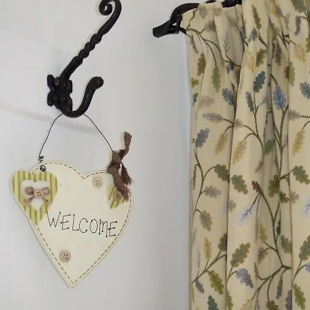 Ashfield Garden Studio Room, Lockton *